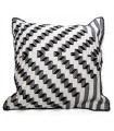 Coussin Upcyclé Noir et Blanc